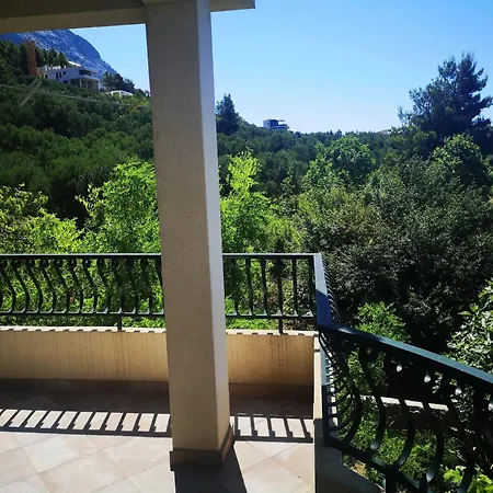 Comfortable In Makarska, 80 M², Sea View And Terrace Makarská